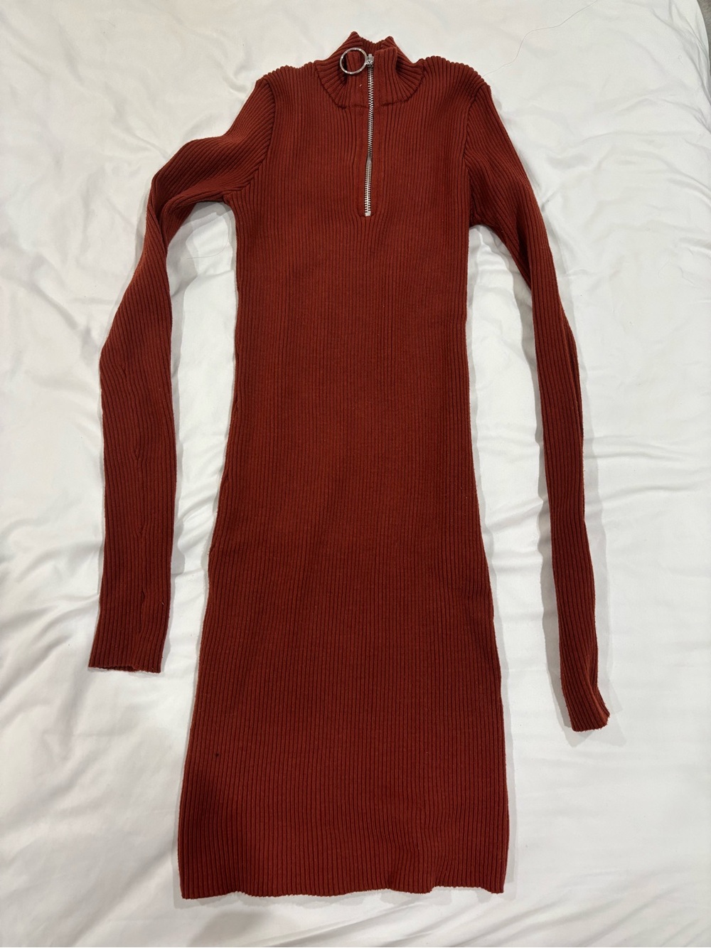 Forever 21 Rust Ribbed Long Sleeve Half-Zip Bodycon Dress